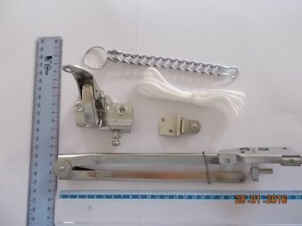 Schnurzug-Oberlichtöffner Mars